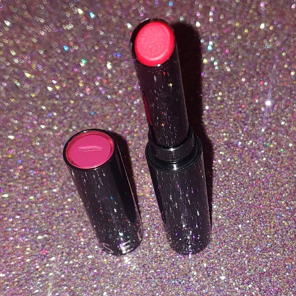 17 Lipstick Red Shimmer Sephora